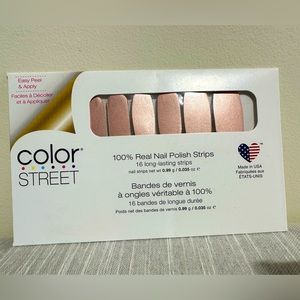 Color Street Nail Polish Strips, 16 long-lasting strips, 0.035 oz / 0.99 g